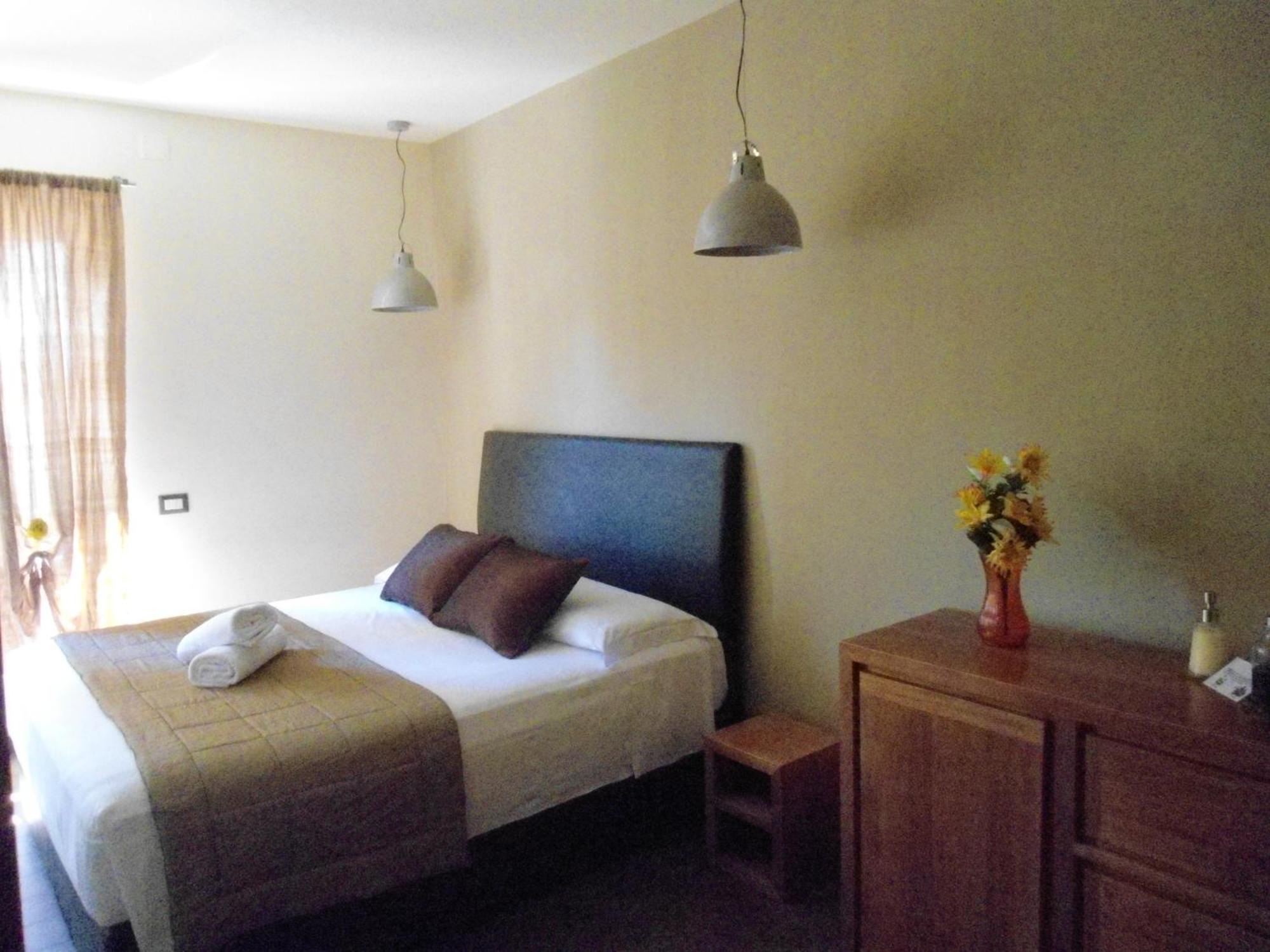 Aida Charming Rooms Rom Rum bild